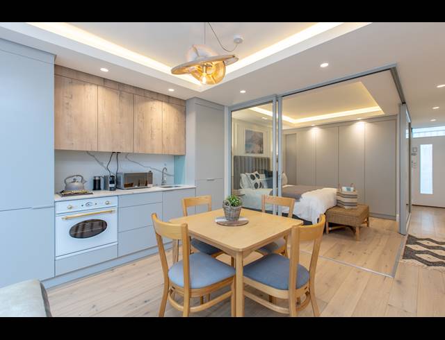 1 BEDROOM APARTMENT SOLD IN MOUILLE POINT